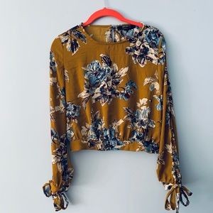 Forever 21 Contemporary Collection  Crop Top